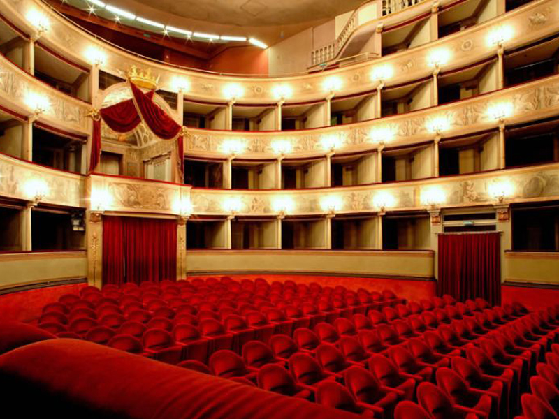 Teatro del Giglio Lucca